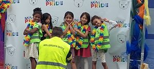 SommerAKS på Mini-pride